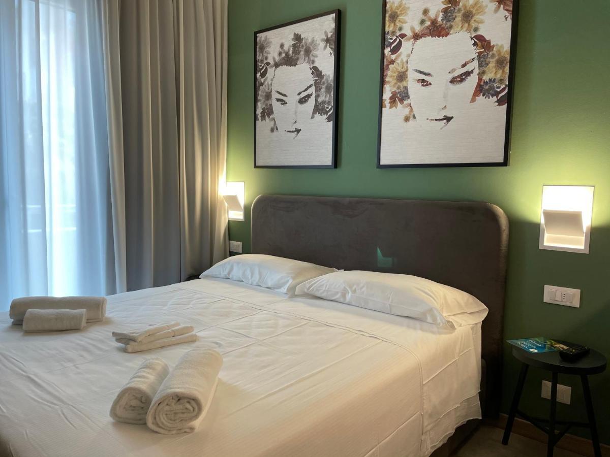 Hotel Iris